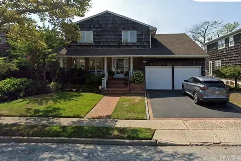 189 Scott Dr, Atlantic Beach, NY 11509