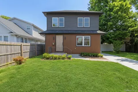 2532 Washington Ave, Oceanside, NY 11572