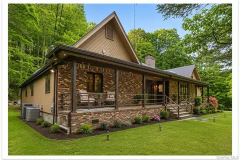 145 Youngblood Rd, Montgomery, NY 12549