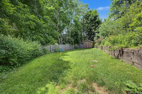 Exterior - 121 Putnam Dr, Kent, NY 10512 photo 2 of 3