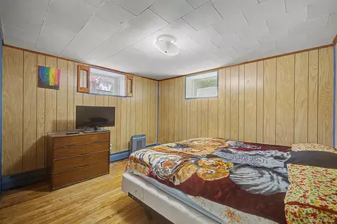 Bedroom - 121 Putnam Dr, Kent, NY 10512 photo 3 of 4