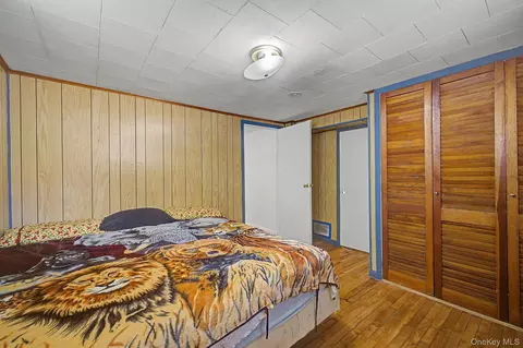 Bedroom - 121 Putnam Dr, Kent, NY 10512 photo 4 of 4