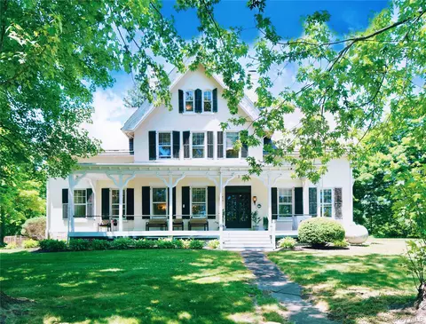 1 Oakland Ave, Chester, NY 10918