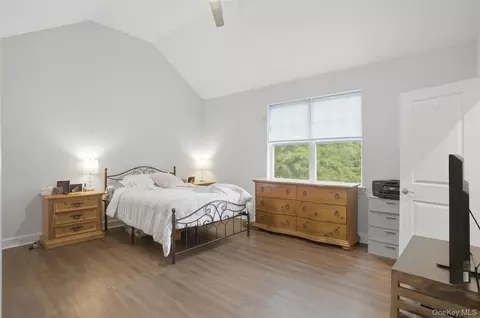 Bedroom - 201 Kingsview Hwy, Wallkill, NY 12589 photo 1 of 6