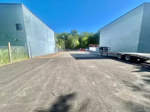lot19 Storer Ave, New York, NY 10309