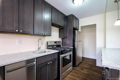 2550 Olinville Ave #6K, New York, NY 10467