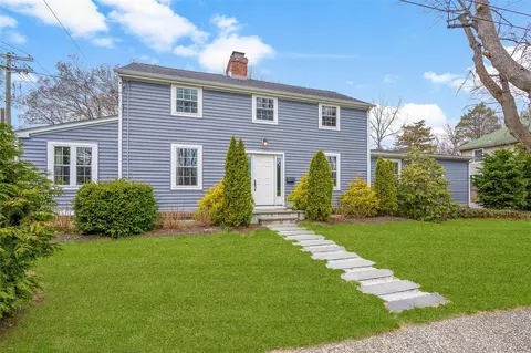 1 Harmon Dr, Larchmont, NY 10538