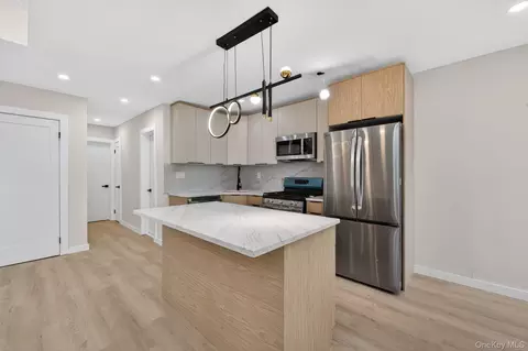 17913 134th Ave, New York, NY 11434