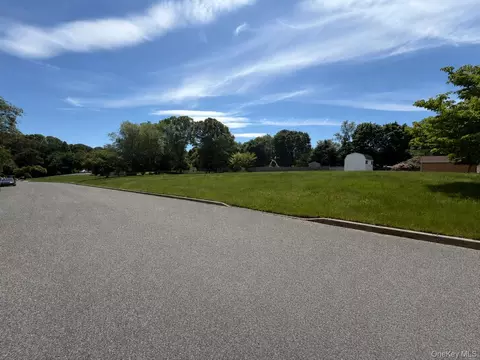 lot1 Coventry Ct, Brookhaven, NY 11766