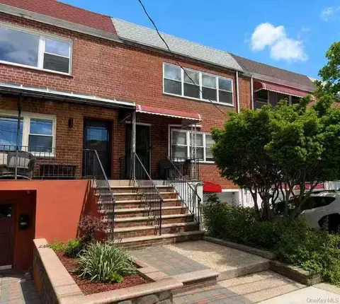 74-03 85th Dr, New York, NY 11421