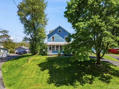 40 Erie St, Hamptonburgh, NY 10916