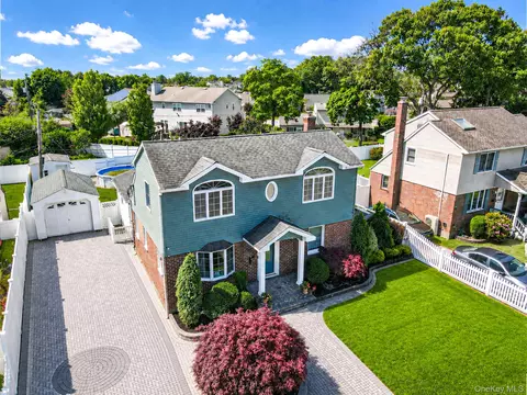 2454 Jefferson St, East Meadow, NY 11554