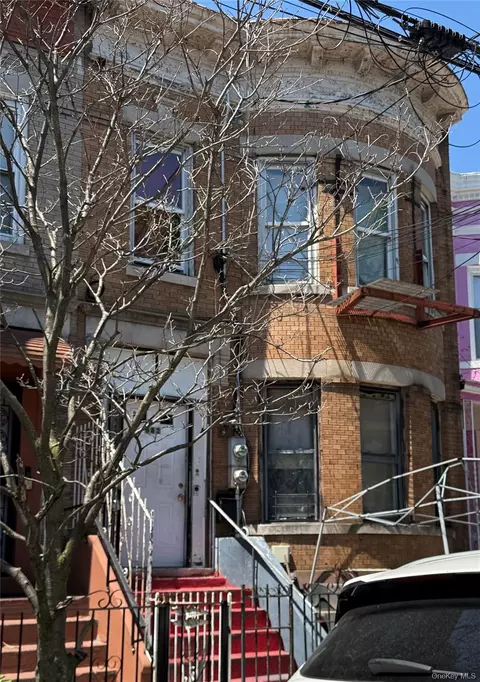 682 Georgia Ave, Brooklyn, NY 11207