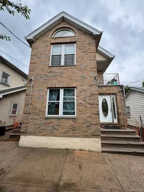2521 94th St, New York, NY 11369