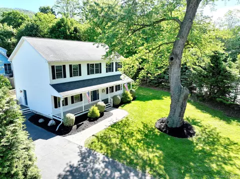 14 Suffern Rd, Ramapo, NY 10931