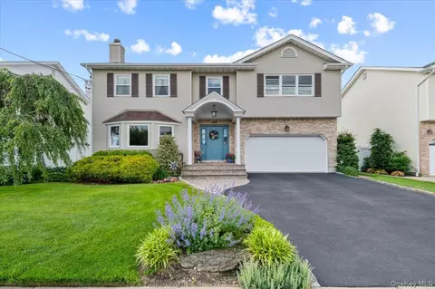 2442 6th Ave, East Meadow, NY 11554