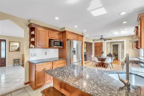 Kitchen - 2 Eton Ct, Plainview, NY 11803 photo 2 of 2