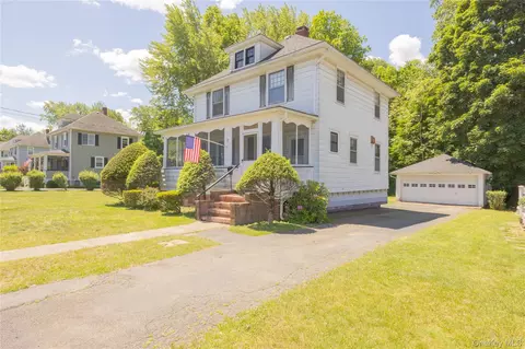 97 N Serven St, Orangetown, NY 10965