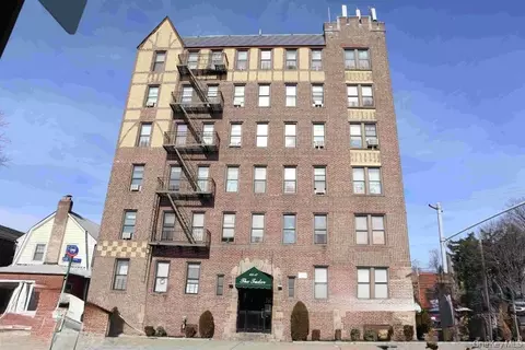 155-17 Sanford Ave #2, New York, NY 11355