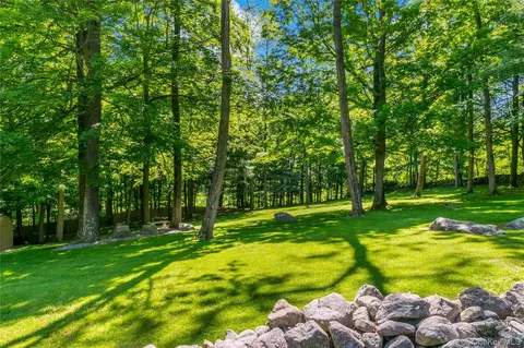 Exterior - 37 Mountain Brook Dr, Philipstown, NY 10516 photo 6 of 6