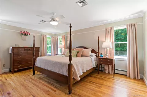 Bedroom - 37 Mountain Brook Dr, Philipstown, NY 10516 photo 1 of 4