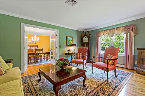 Living - 37 Mountain Brook Dr, Philipstown, NY 10516 photo 2 of 3