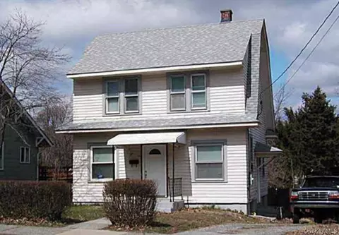 37 California Ave, Middletown, NY 10940