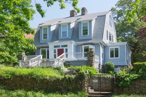 251 Mount Hope Blvd, Greenburgh, NY 10706