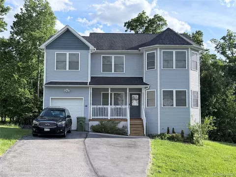 16 Houston Ext Ave, Middletown, NY 10940