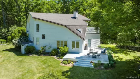 19 Blues Quarry, Woodstock, NY 12498