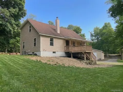 176 Downing Rd, La Grange, NY 12569