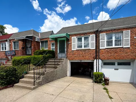 7315 Cook Ave, New York, NY 11379