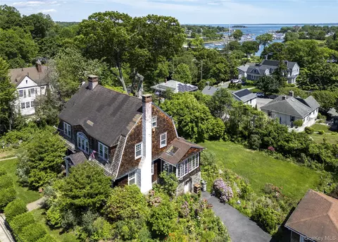 616 Munro Ave, Mamaroneck, NY 10543