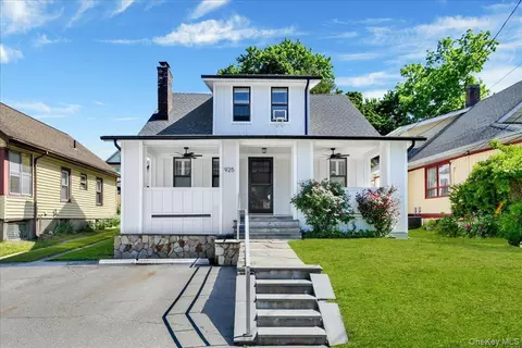 925 Reynolds St, Peekskill, NY 10566