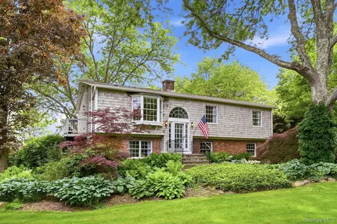 475 Mooney Hill Rd, Patterson, NY 12563