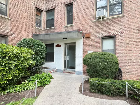 112-19 34th Ave #4F, Corona, NY 11368