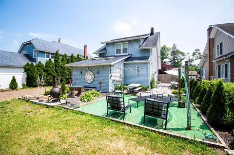 Exterior - 671 Arlington Ave, Baldwin, NY 11510 photo 6 of 9