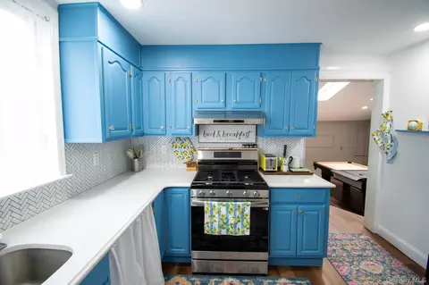 Kitchen - 671 Arlington Ave, Baldwin, NY 11510 photo 3 of 3