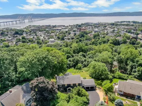 35 Walden Rd, Mount Pleasant, NY 10591