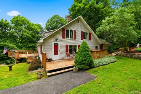236 Hosner Mountain Rd, East Fishkill, NY 12533
