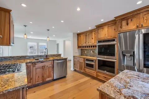 Kitchen - 9 Wiggins Ave, Patchogue, NY 11772 photo 2 of 6