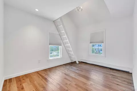 Bedroom - 9 Wiggins Ave, Patchogue, NY 11772 photo 4 of 6