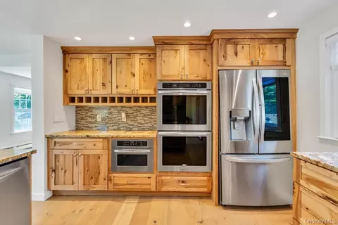 Kitchen - 9 Wiggins Ave, Patchogue, NY 11772 photo 6 of 6