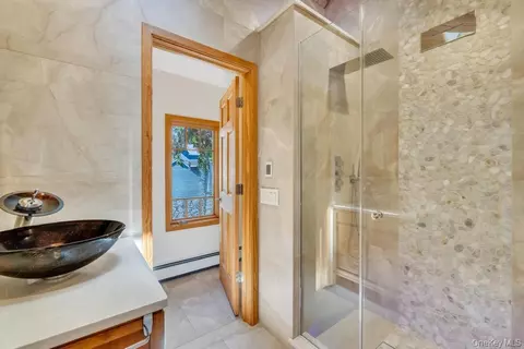 Bath - 9 Wiggins Ave, Patchogue, NY 11772 photo 1 of 2