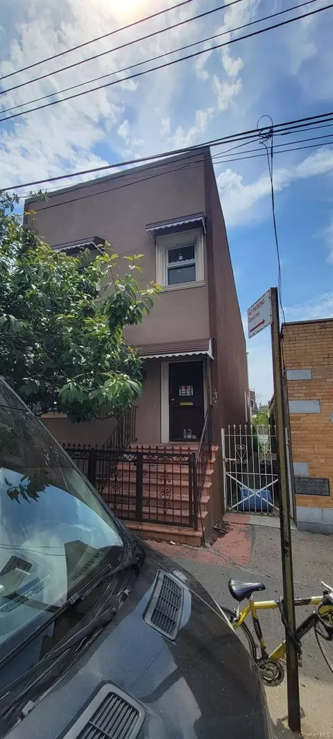 3216 99th St, East Elmhurst, NY 11369