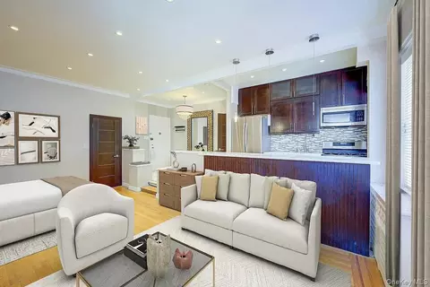 76-36 113 St #6F, Forest Hills, NY 11375