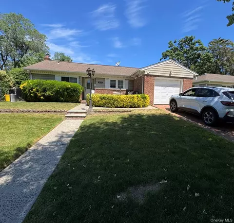 1498 Kew Ave, Hewlett, NY 11557