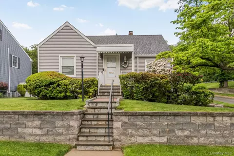 87 Etville Ave, Yonkers, NY 10703