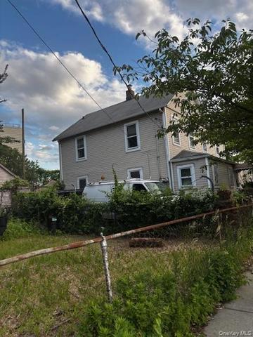 18502 Baisley Blvd, New York, NY 11412