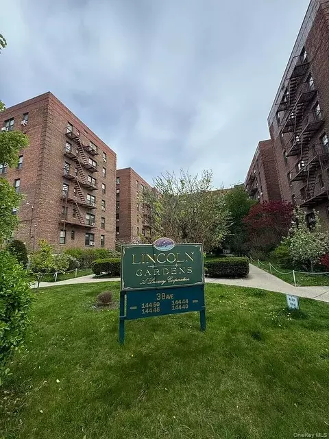 144-46 38th Ave #4H, Flushing, NY 11354